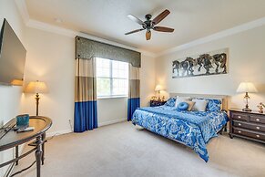 6 Mi to Disney: Lakefront Reunion Resort Home