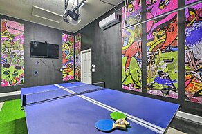 6 Mi to Disney: Lakefront Reunion Resort Home