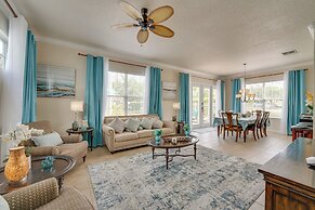 6 Mi to Disney: Lakefront Reunion Resort Home