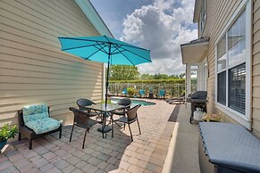 6 Mi to Disney: Lakefront Reunion Resort Home