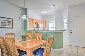 Kissimmee Townhome w/ Balcony, 7 Miles to Disney!