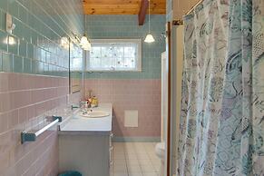 Ping-pong Table, Beach Access: North Falmouth Home