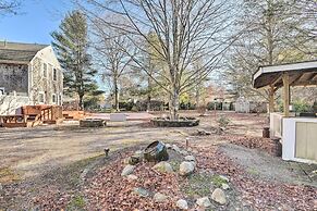 Charming East Falmouth Home w/ Hot Tub!