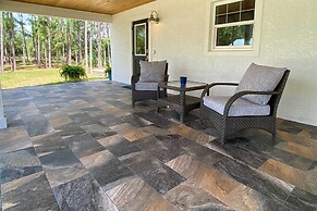 Trendy Palm City Cottage w/ Porch on 5 Acres!