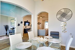 Screened-in Patio & Grill: Cape Coral Retreat