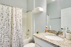 Screened-in Patio & Grill: Cape Coral Retreat