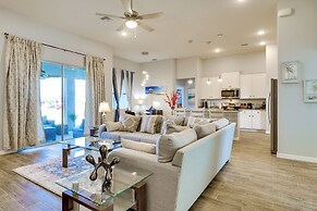 Screened-in Patio & Grill: Cape Coral Retreat