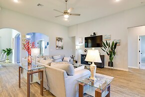 Screened-in Patio & Grill: Cape Coral Retreat