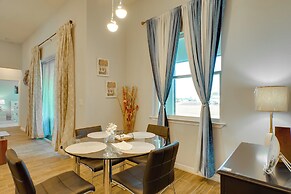 Screened-in Patio & Grill: Cape Coral Retreat