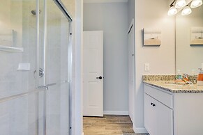 Screened-in Patio & Grill: Cape Coral Retreat