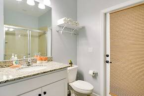 Screened-in Patio & Grill: Cape Coral Retreat