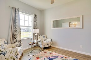 Screened-in Patio & Grill: Cape Coral Retreat