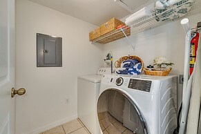 Patio + Pool Access: Townhome < 9 Mi to Disney!