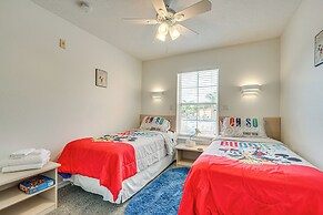 Patio + Pool Access: Townhome < 9 Mi to Disney!