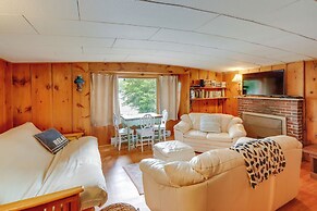 Rustic Berkshires Cottage at Lake Buel w/ Kayaks!