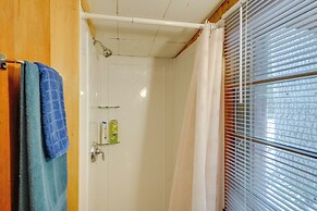 Rustic Berkshires Cottage at Lake Buel w/ Kayaks!