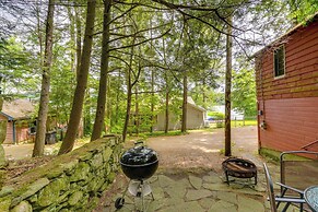Rustic Berkshires Cottage at Lake Buel w/ Kayaks!