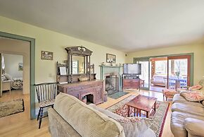 Peaceful Chilmark Farmhouse by Menemsha Beach