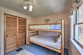Peaceful Chilmark Farmhouse by Menemsha Beach