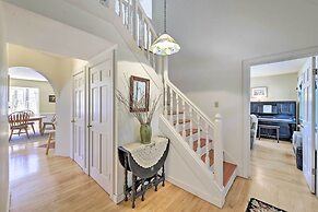 Peaceful Chilmark Farmhouse by Menemsha Beach