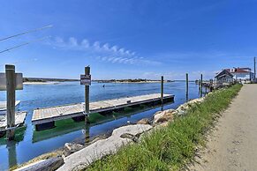 Peaceful Chilmark Farmhouse by Menemsha Beach