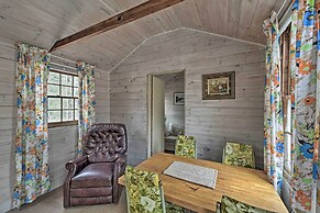 Cozy Vineyard Haven Cottage < 1 Mi to Beach!