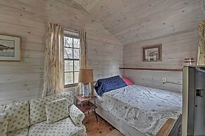 Cozy Vineyard Haven Cottage < 1 Mi to Beach!