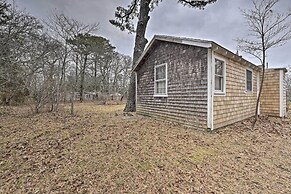 Cozy Vineyard Haven Cottage < 1 Mi to Beach!