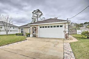 Pet-friendly Palm Coast Home w/ Pool Table & Patio