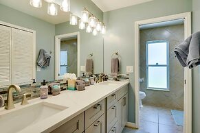 Family Home w/ Outdoor Oasis in Cape Coral!