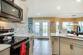 Family Home w/ Outdoor Oasis in Cape Coral!