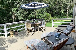 1 Mi to Nauset Beach: Upscale Orleans Home w/ Deck