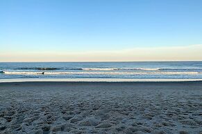 1 Mi to Nauset Beach: Upscale Orleans Home w/ Deck