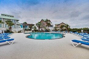 Ocean-view Saint Helena Island Condo - Pool Access