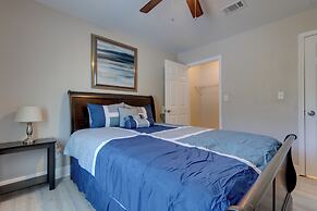 Dog-friendly Pensacola Duplex ~ 7 Mi to Downtown