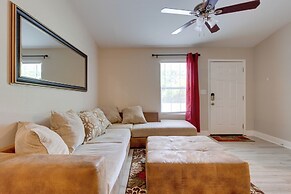 Dog-friendly Pensacola Duplex ~ 7 Mi to Downtown