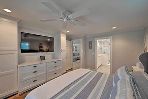 Family-friendly Palm River Estates House!