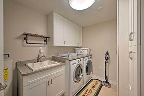 Family-friendly Palm River Estates House!