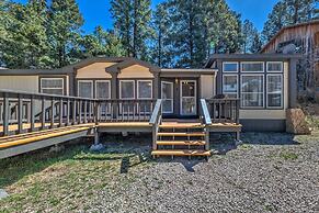 Cozy Cloudcroft Cabin w/ Deck & Gas Grill!