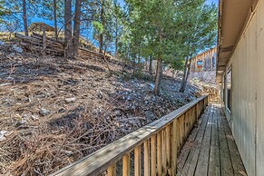 Cozy Cloudcroft Cabin w/ Deck & Gas Grill!