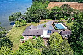 Bayfront Retreat w/ Game Room + Outdoor Pool!