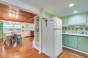 2 Mi to Marina: Inglis Retreat w/ Boat Parking