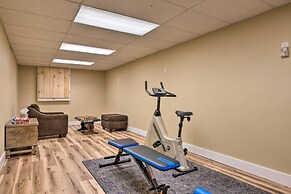 Cozy Home w/ Sauna: Mins to Stowe Mountain Resort