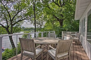 Cozy Plymouth Cottage w/ Medicine Lake View!