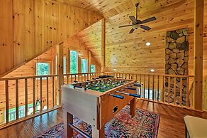Private Chester Home w/ Deck, Mins to Skiing!
