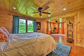 Private Chester Home w/ Deck, Mins to Skiing!