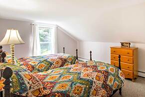 Manchester Center Retreat w/ Mtn View, Near Skiing