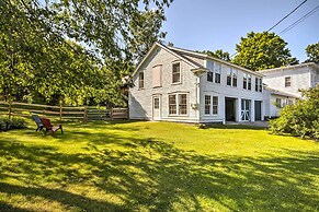 Manchester Center Retreat w/ Mtn View, Near Skiing