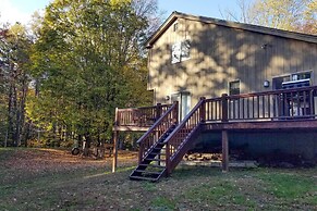 Dover Home: 7 Mi to Mount Snow Grand Summit Resort
