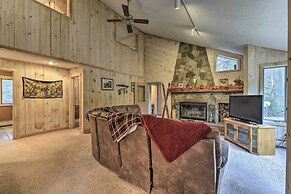 Dover Home: 7 Mi to Mount Snow Grand Summit Resort